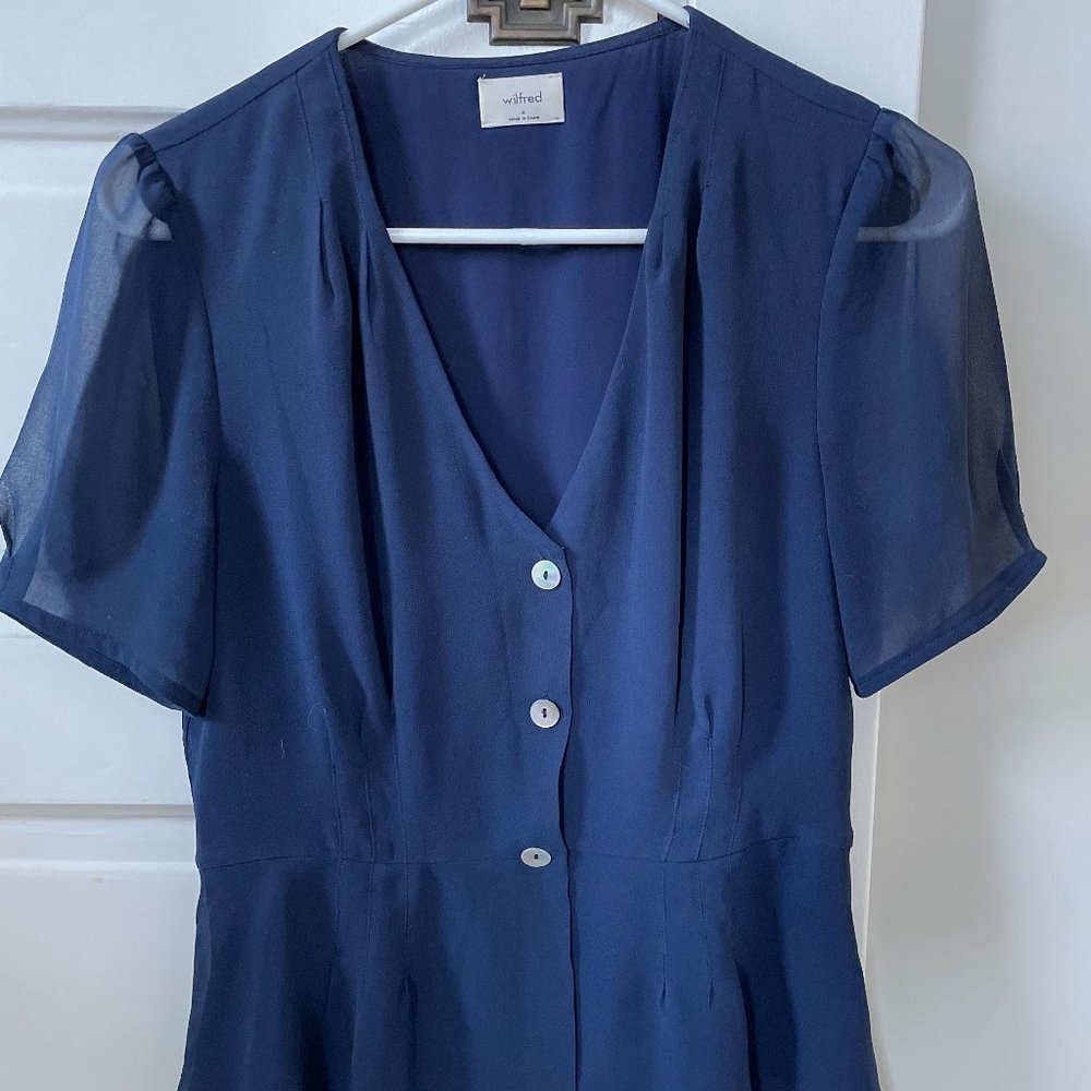 Wilfred button-front blouse from Aritzia, size 4